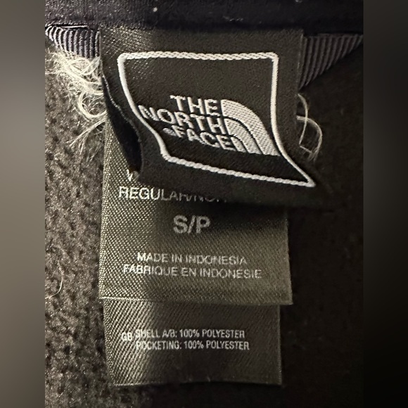 Original Black Northface Fleece in size small - Picture 4 of 4